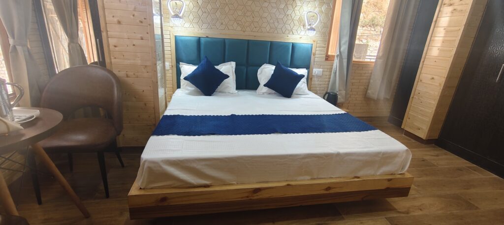 khojans-homestay-honeymoon-suite khojans-homestay-honeymoon-suite